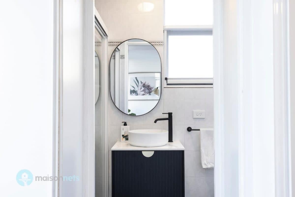 Studio Apt With Parking Balcony & Water Views ซิดนีย์ ภายนอก รูปภาพ